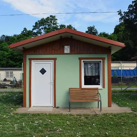 Marina Tynec N. L. - Tatil parkı Týnec nad Labem